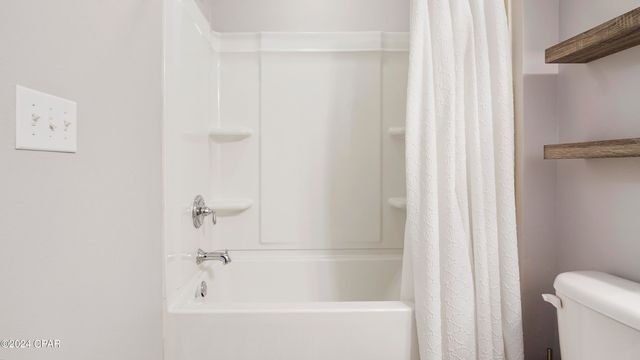 1877 Pointe Drive, Panama City Beach, FL 32407