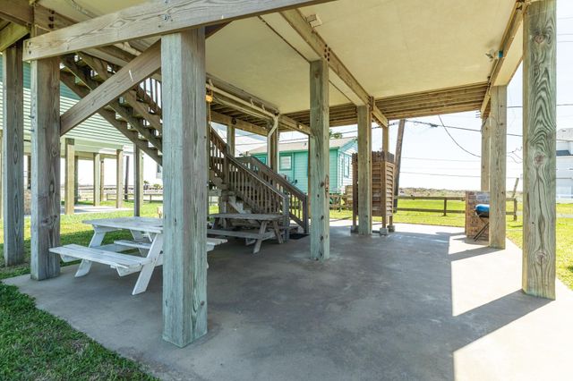 17405 Termini San Luis Pass Road, Galveston, TX 77554