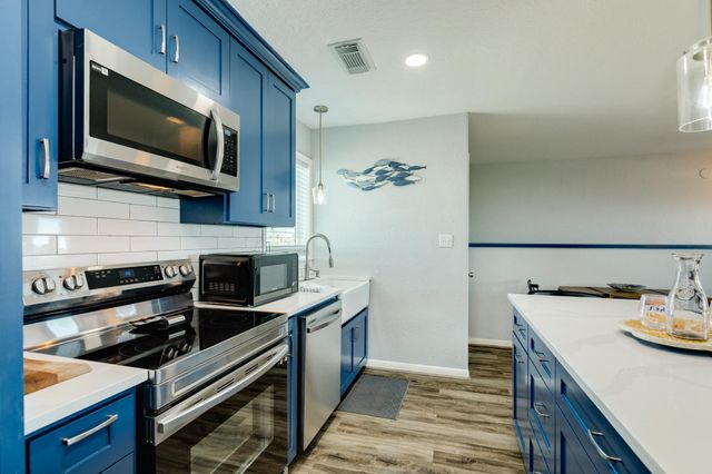 17405 Termini San Luis Pass Road, Galveston, TX 77554