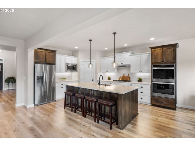 4119 Se 17TH Ave, Brush Prairie, WA 98606