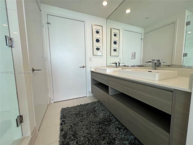 460 NE 28th St 3405, Miami, FL 33137