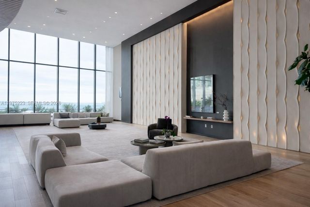 460 NE 28th St 3405, Miami, FL 33137