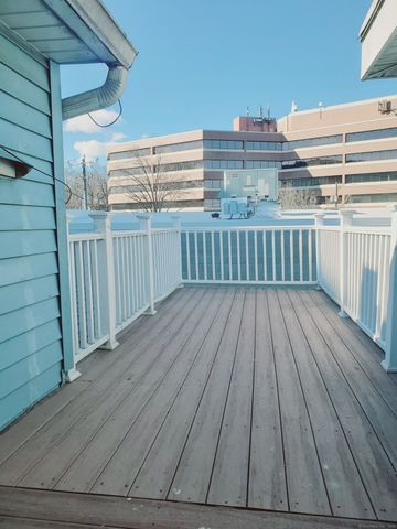 12 Houston Terrace 4, Stamford, CT 06902