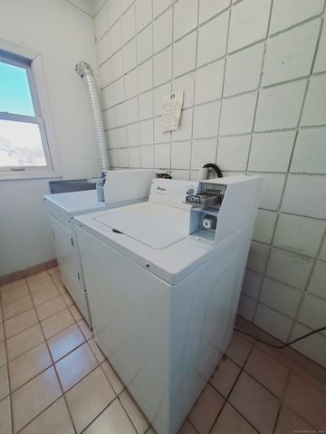 12 Houston Terrace 4, Stamford, CT 06902