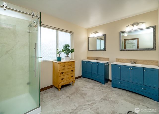 6977 Flute Street SE, Lacey, WA 98513