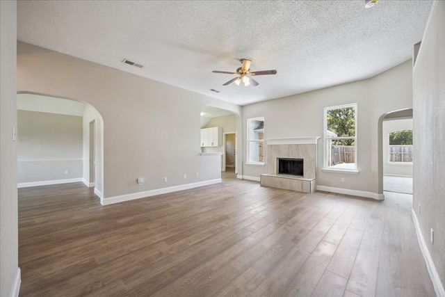 3124 Creek Crossing Road, Mesquite, TX 75181