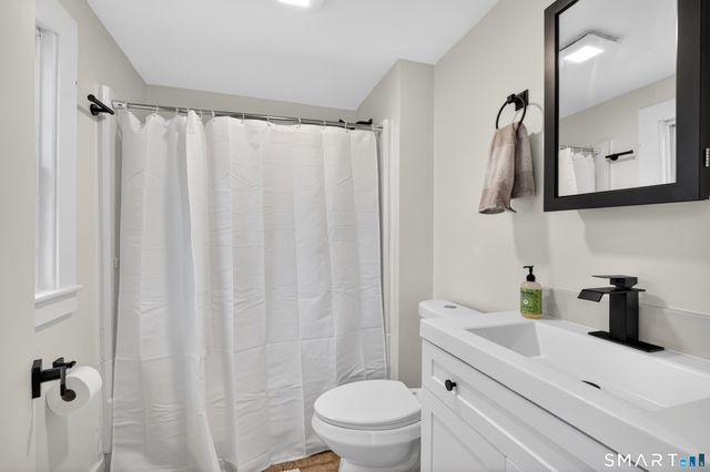 190 West Main Street, Milford, CT 06460