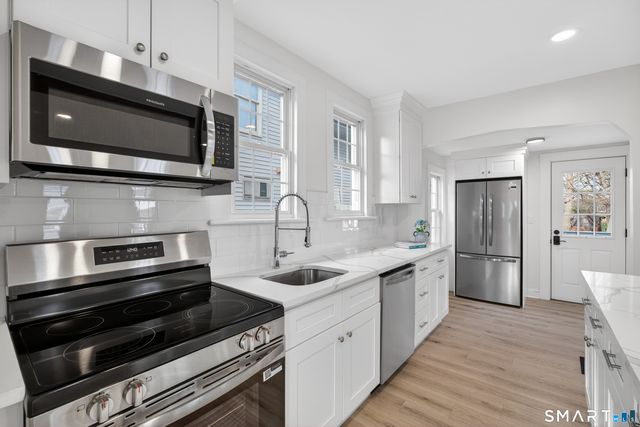 190 West Main Street, Milford, CT 06460