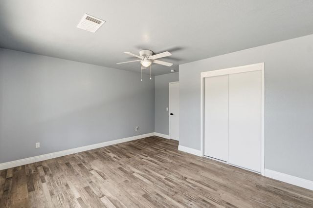343 N Orangewood Avenue, Fresno, CA 93727