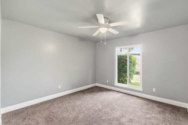 343 N Orangewood Avenue, Fresno, CA 93727