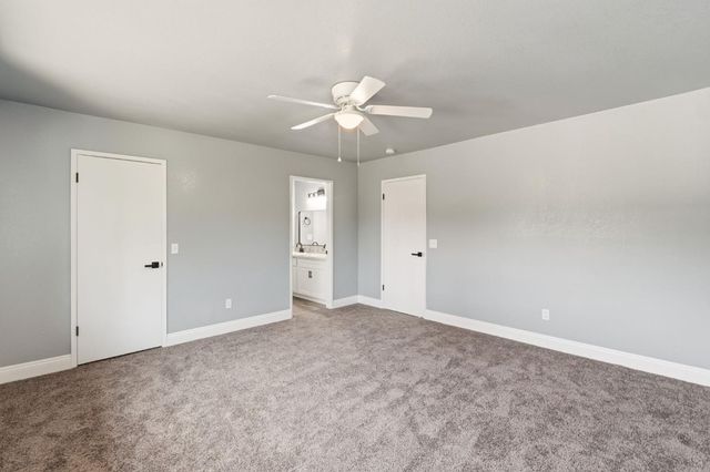 343 N Orangewood Avenue, Fresno, CA 93727