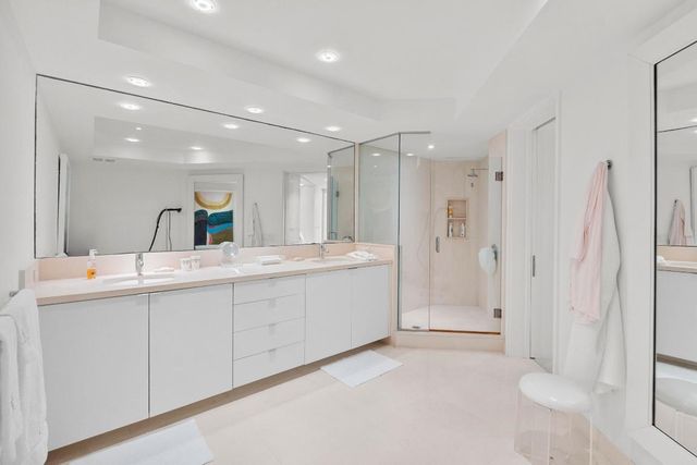 200 Bradley Place 302, Palm Beach, FL 33480