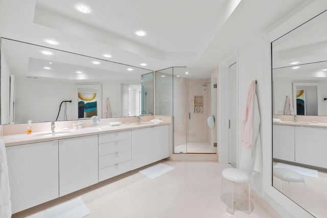 200 Bradley Place 302, Palm Beach, FL 33480