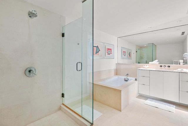 200 Bradley Place 302, Palm Beach, FL 33480