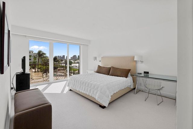 200 Bradley Place 302, Palm Beach, FL 33480