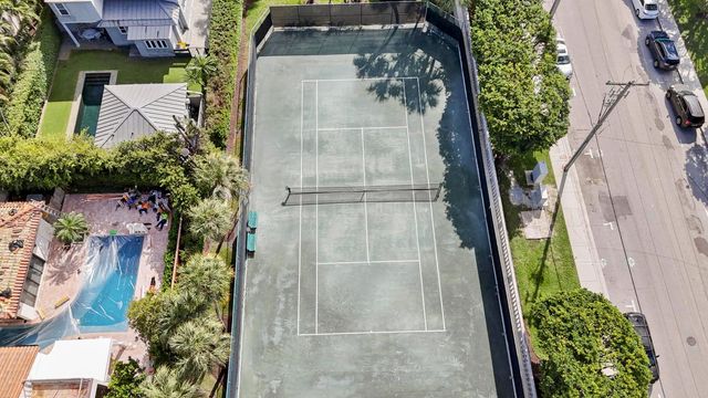 200 Bradley Place 302, Palm Beach, FL 33480