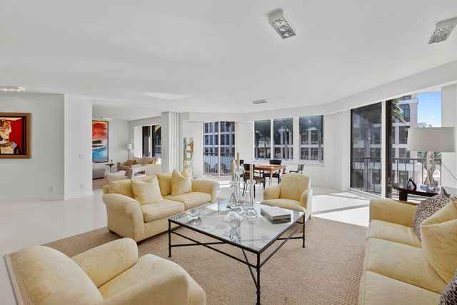 200 Bradley Place 302, Palm Beach, FL 33480