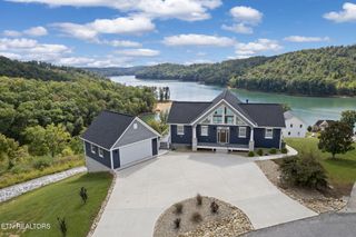 115 Pinnacle Lane, Lafollette, TN 37766