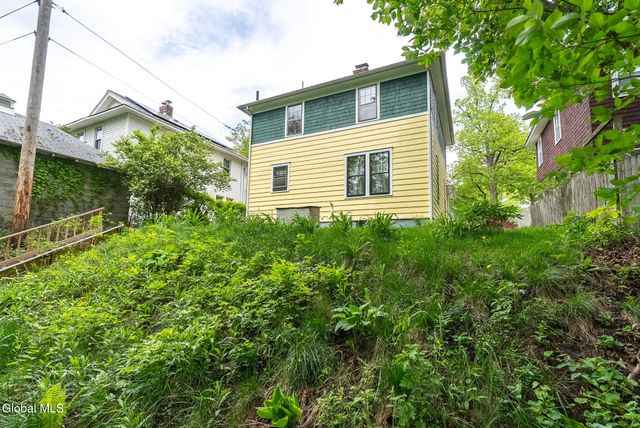 30 Bancker Street, Albany, NY 12208