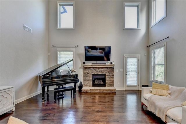 4463 Thach Avenue, Buford, GA 30518