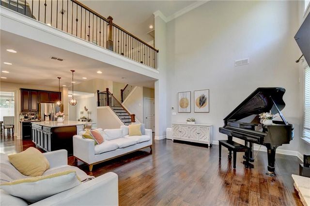 4463 Thach Avenue, Buford, GA 30518