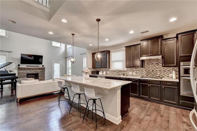 4463 Thach Avenue, Buford, GA 30518