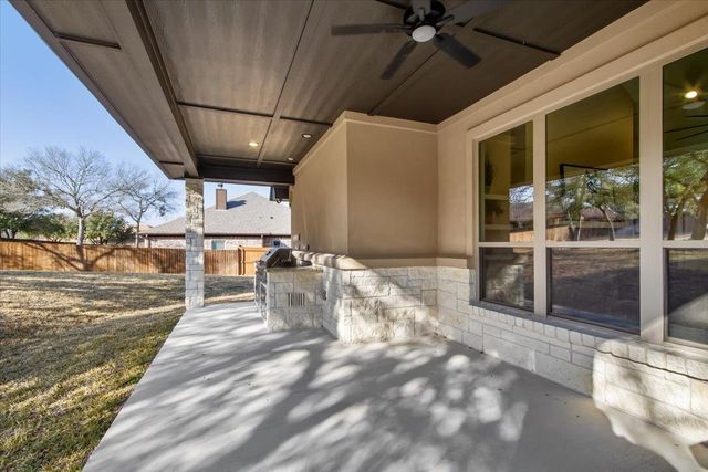 4012 Turning Leaf DR, Nolanville, TX 76559