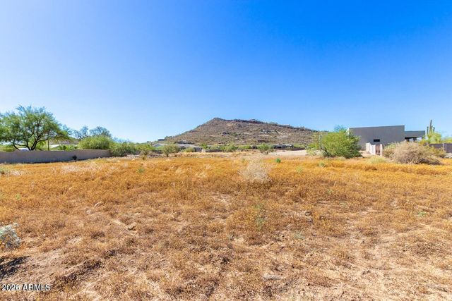 2812 W Cloud Road 4, Phoenix, AZ 85086