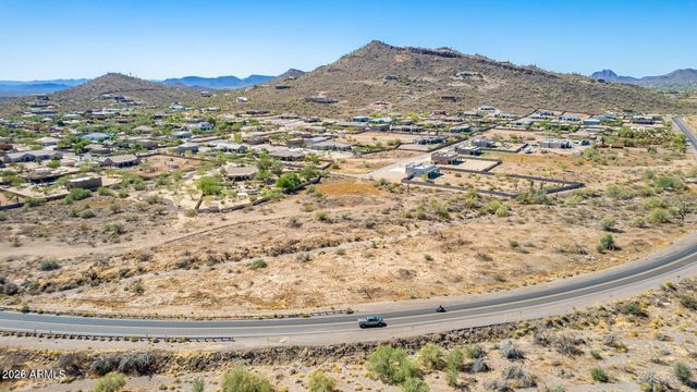 2812 W Cloud Road 4, Phoenix, AZ 85086