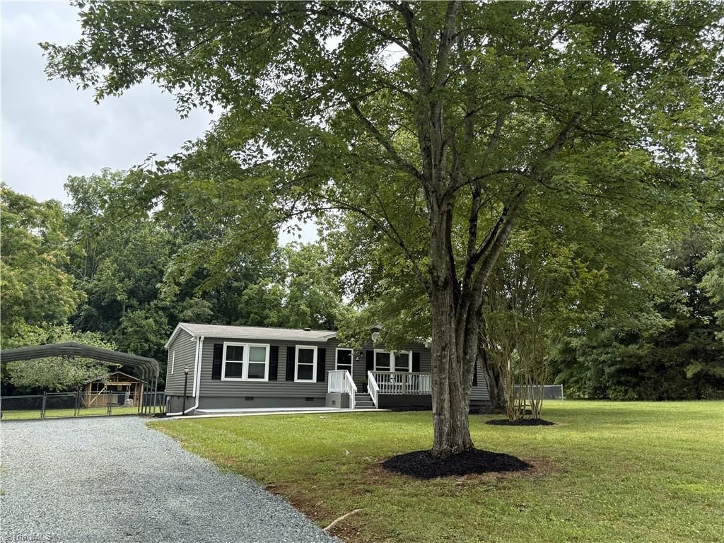 914-A Nc Highway 62 E, Pleasant Garden, NC 27313