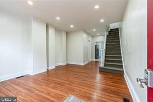 2102 S OPAL ST, Philadelphia, PA 19145