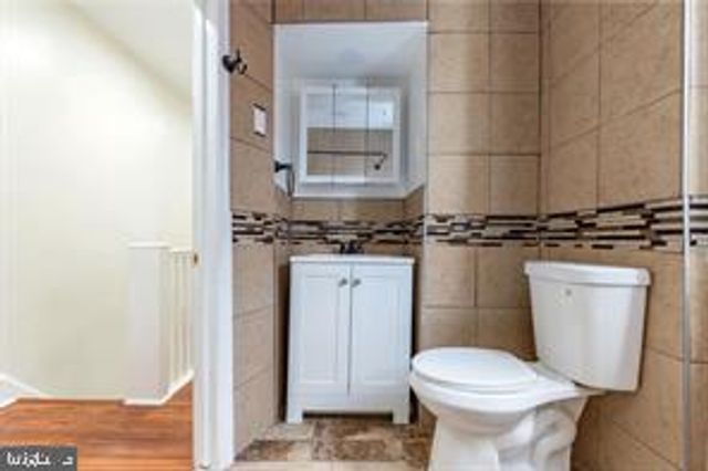 2102 S OPAL ST, Philadelphia, PA 19145