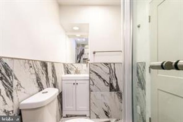 2102 S OPAL ST, Philadelphia, PA 19145