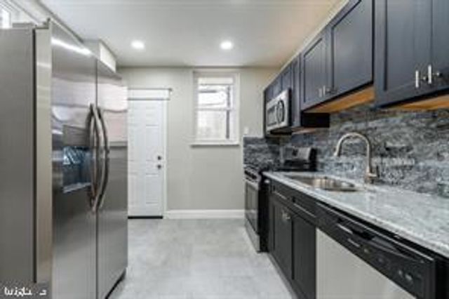 2102 S OPAL ST, Philadelphia, PA 19145