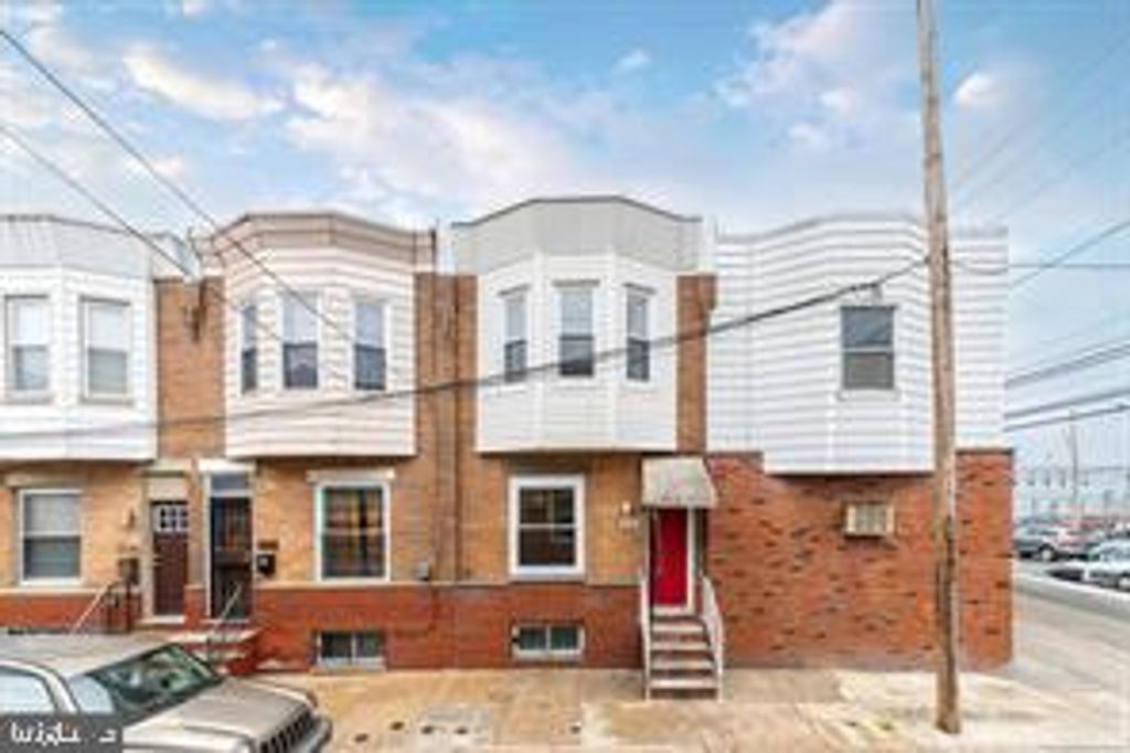 2102 S OPAL ST, Philadelphia, PA 19145