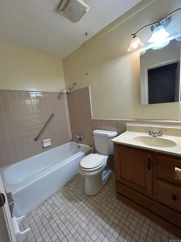 2922 Vancouver Drive, Little Rock, AR 77204