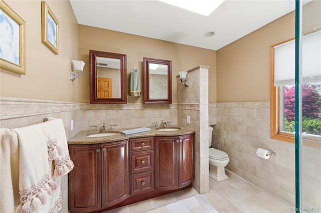 420 Philadelphia Avenue, Massapequa Park, NY 11762