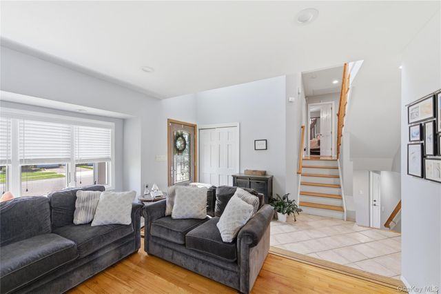 420 Philadelphia Avenue, Massapequa Park, NY 11762