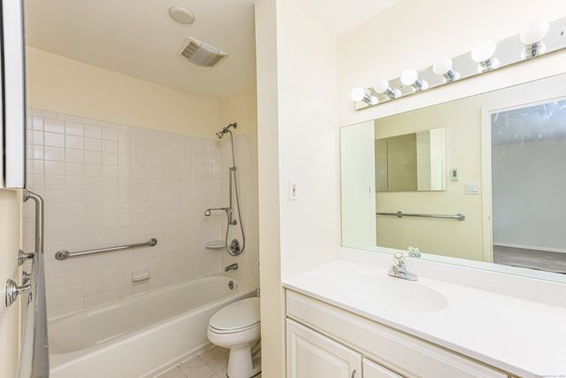 1460 Elm Street 132, Stratford, CT 06615