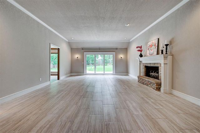 1504 Nightingale Lane, Edmond, OK 73034