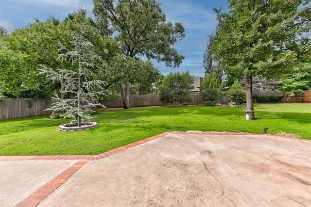 1504 Nightingale Lane, Edmond, OK 73034