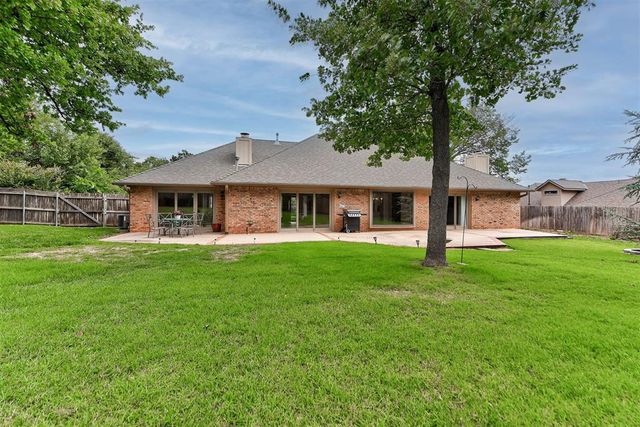 1504 Nightingale Lane, Edmond, OK 73034