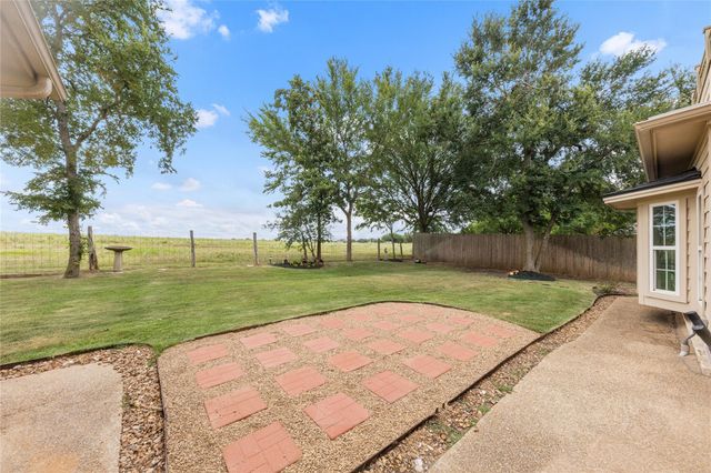 9413 Whitney Lane, College Station, TX 77845