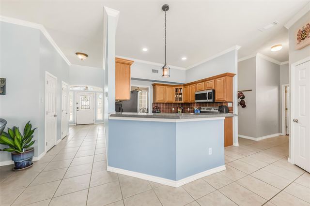 9413 Whitney Lane, College Station, TX 77845
