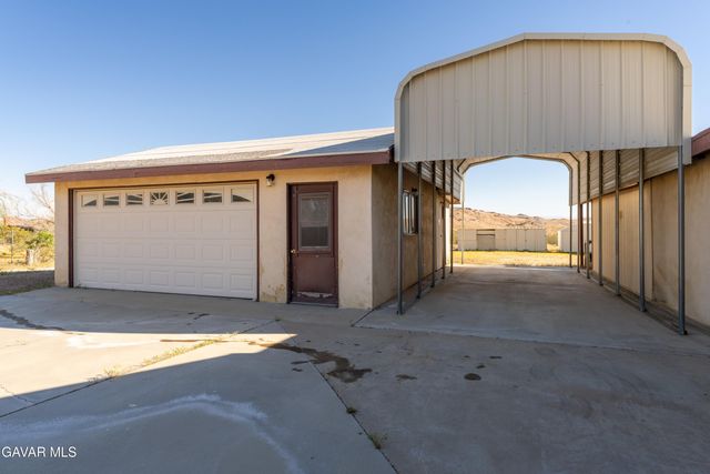 3322 Dawn Road, Rosamond, CA 93560