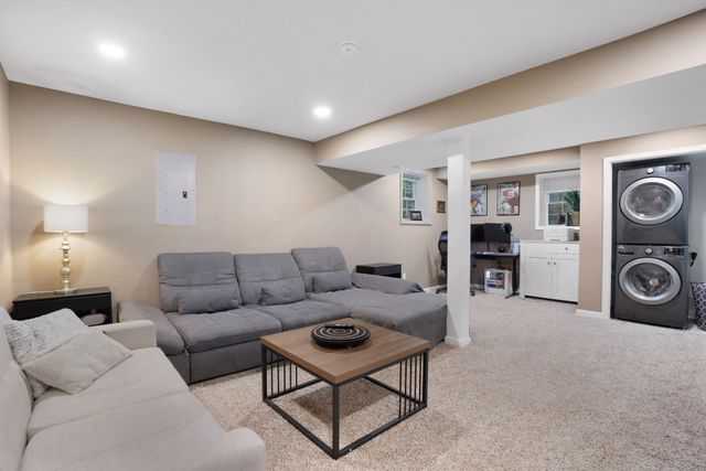 409 Needlewood Dr, Clarksville, TN 37040
