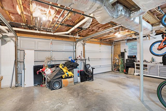409 Needlewood Dr, Clarksville, TN 37040