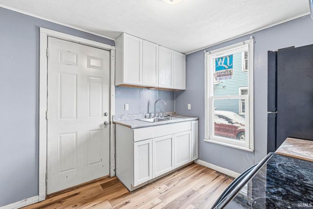 192 N 6th Street, Elkhart, IN 46516