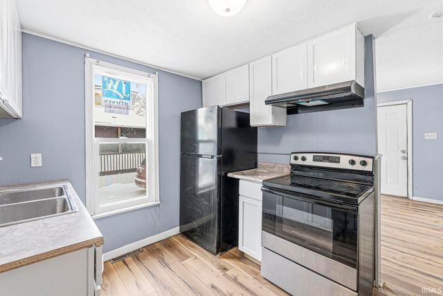 192 N 6th Street, Elkhart, IN 46516