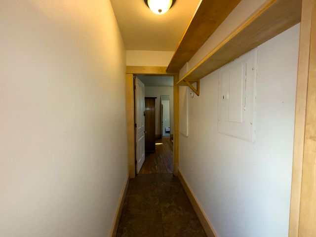 97 School Street, St. Johnsbury, VT 05819